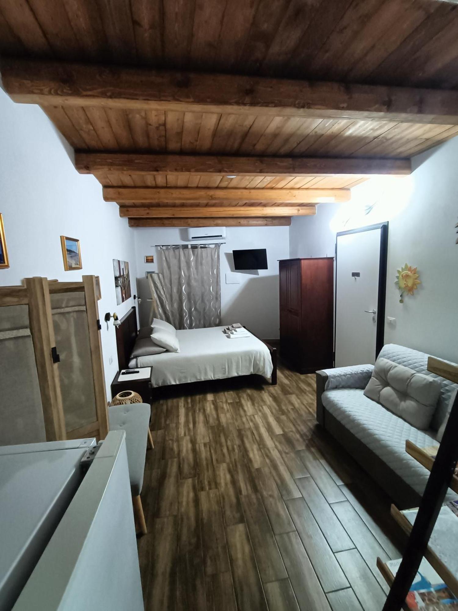 Bed And Breakfast Raggio Di Sole Іглесіас Екстер'єр фото