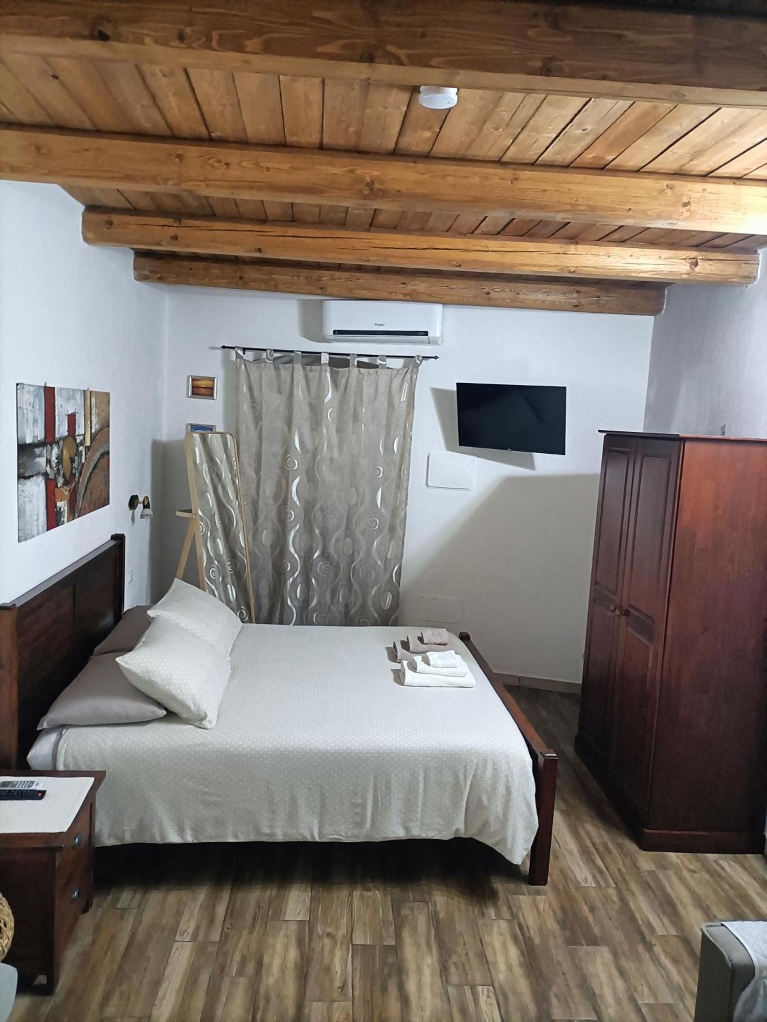 Bed And Breakfast Raggio Di Sole Іглесіас Екстер'єр фото