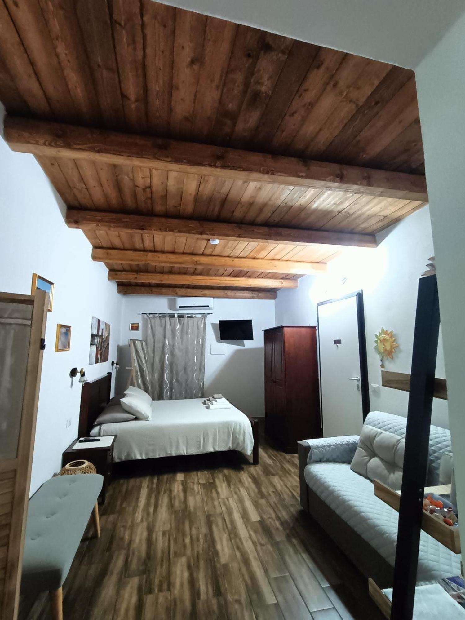 Bed And Breakfast Raggio Di Sole Іглесіас Екстер'єр фото