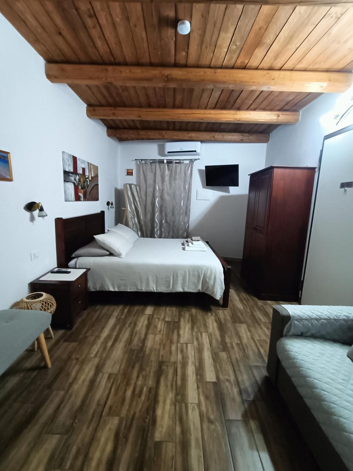Bed And Breakfast Raggio Di Sole Іглесіас Екстер'єр фото